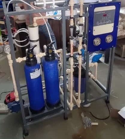 100 LPH RO System With Pre Filtration System1